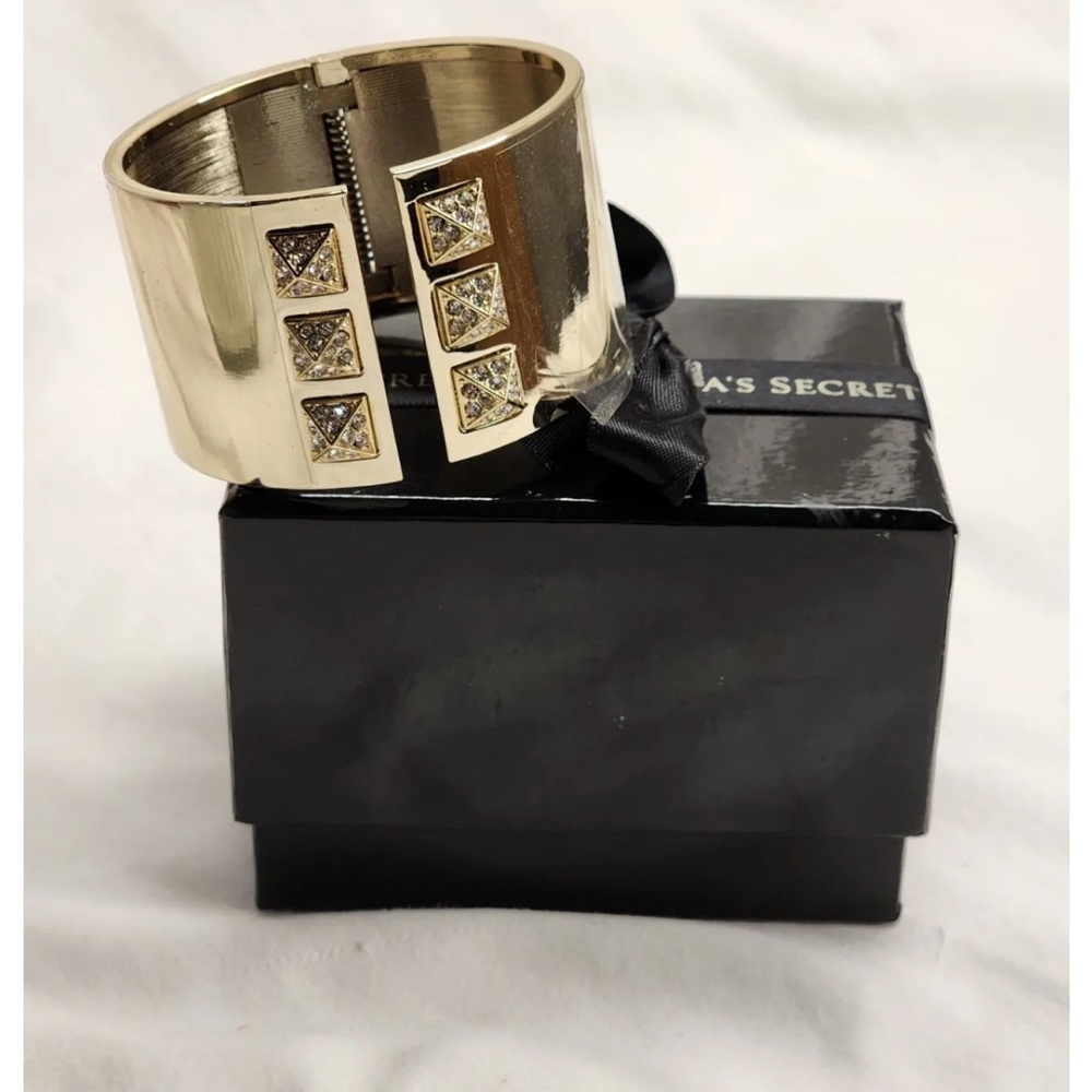 - NIB Victoria’s Secret Secret Sexy Scandalous Gold-tone Rhinestone  Cuff …